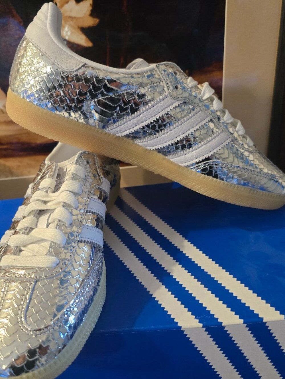 Adidas Originals Women's Silver "Metallic Snakeskin" Sambas IH9016 Shoes Sz 7
